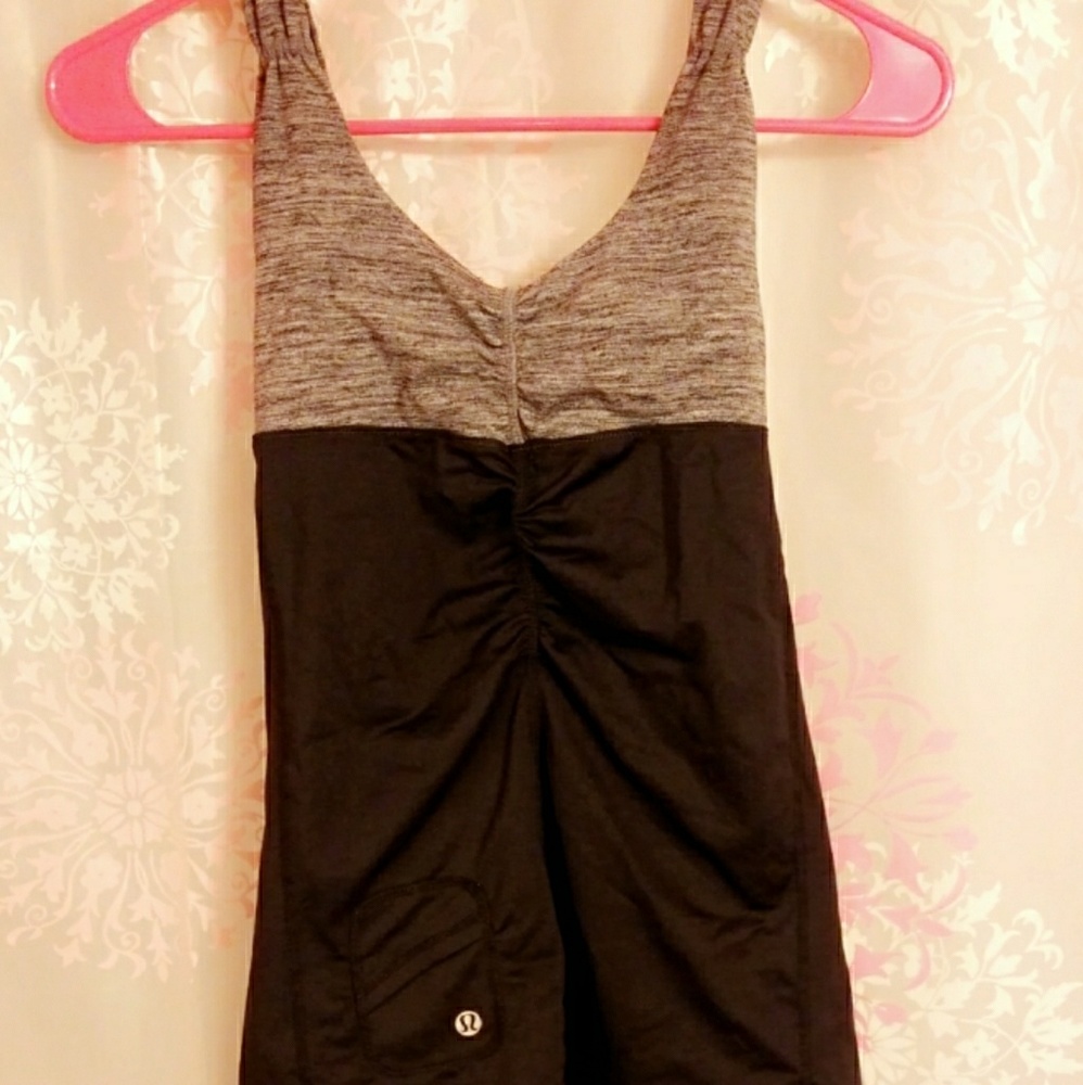 Lululemon tank top